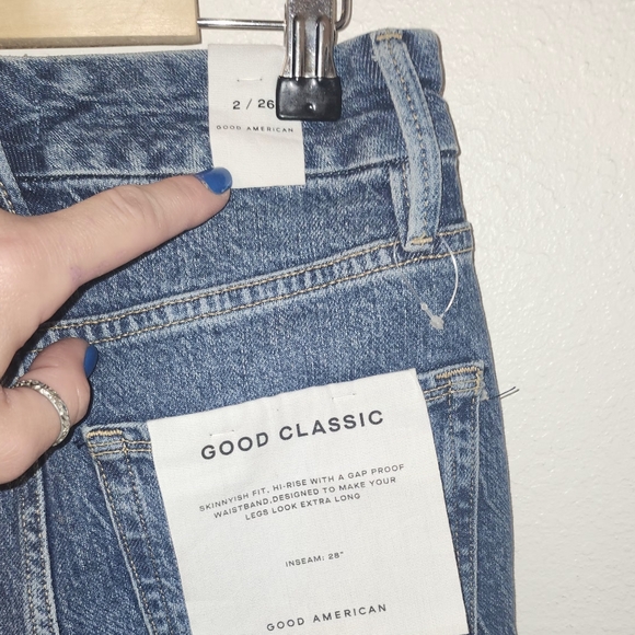 NWT GOOD AMERICAN Jeans - Picture 4 of 9